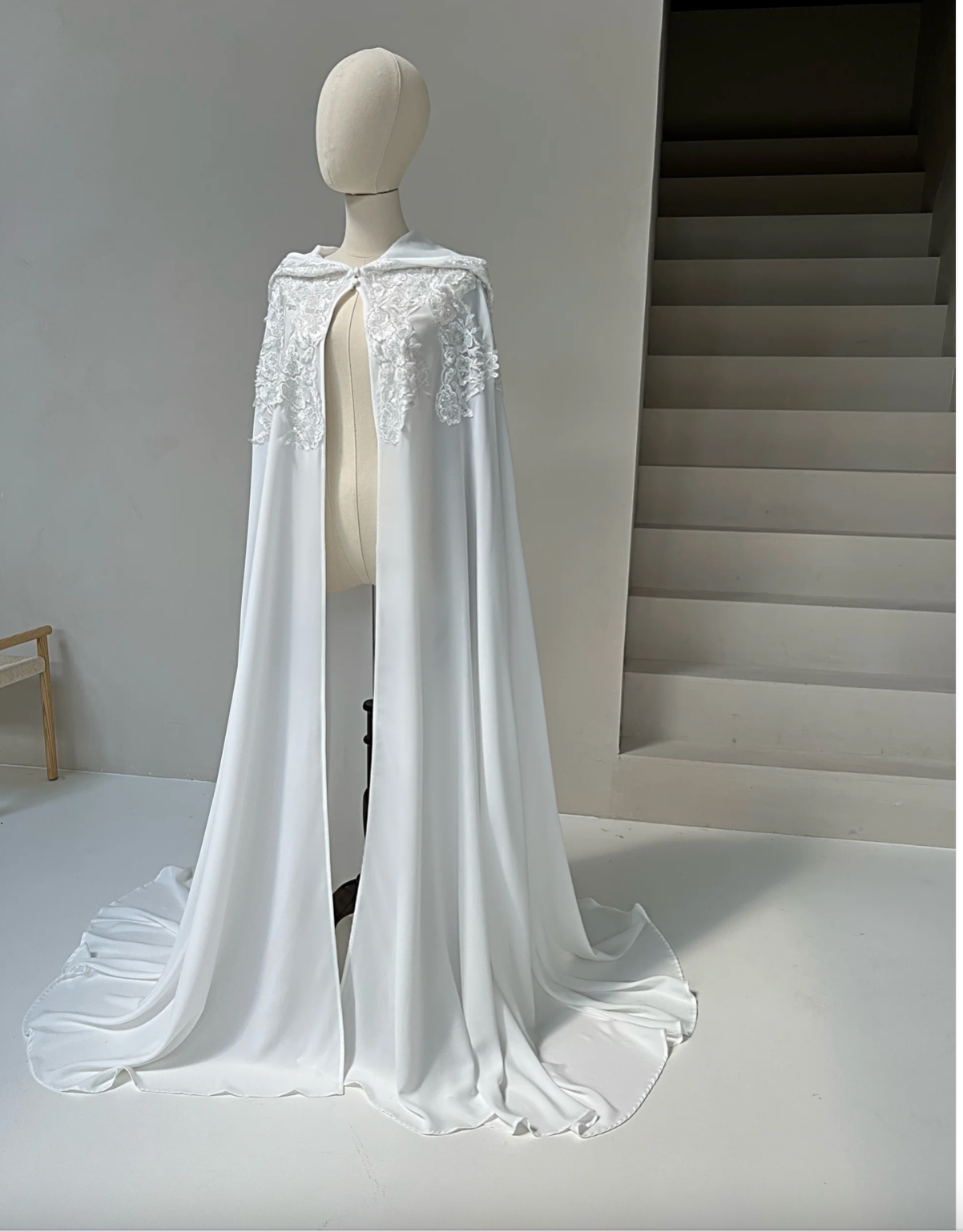 CAPE MINA - MODEST BRIDAL