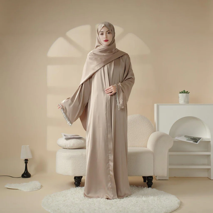 Ensemble Abaya en satin avec pompons et diamants - Mariam's collection